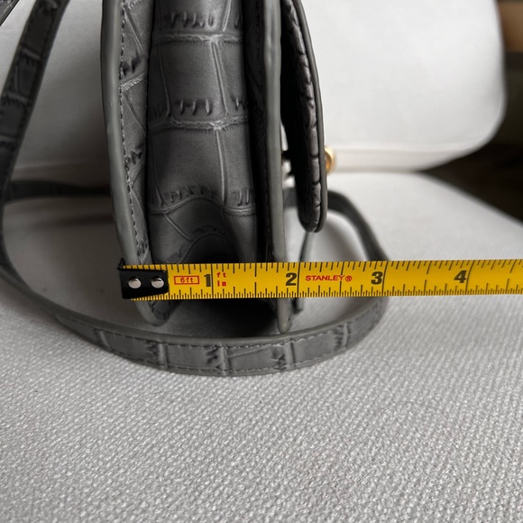 Penelope and Monica Cruz grey Crossbody Shoulder Purse Crocodile Bag - Picture 8 of 9